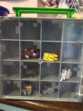 Minecraft Organizer Box with Green Handle - Clear Storage Cube
